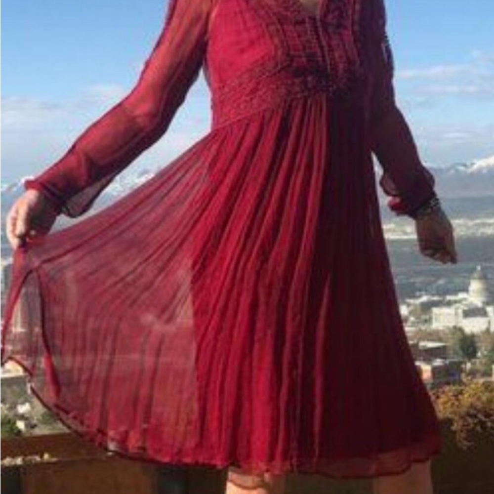 Sundance Time After Time Pleated Chiffon Long Sleeve Dress - Size 8